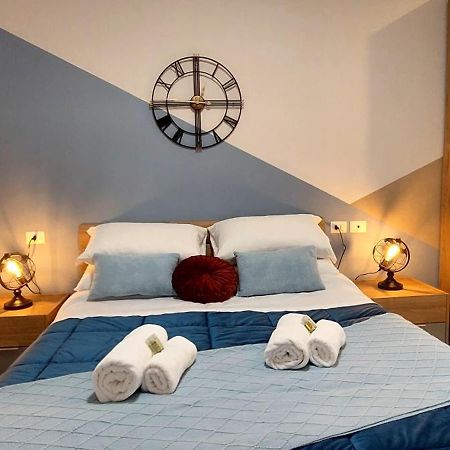 Light Blue Station Apartment โรม ภายนอก รูปภาพ